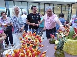 Los ususarios de la Casilla prepararon una espectacular merienda