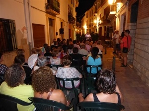 El acto se desarrolla al carrer Major de La Nucia