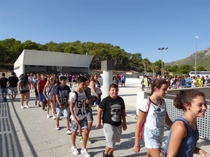 Alumnos de 1º ESO en su primer día en el Instituto