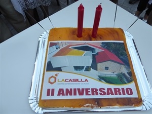 Tarta del II aniversario del Centro de la 3ª Edad La Casilla