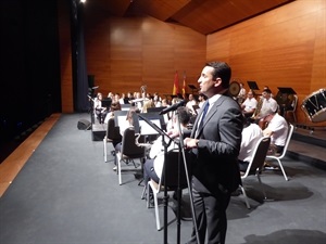 Bernabé Cano, alcalde de La Nucía, durante su discurso institucional del 9 d'octubre