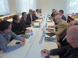 Manuel Palomar, rector de la UA, presentado a Bernabé Cano, alcalde de La Nucía al Consejo de Dirección de la UA