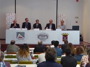 Manuel Palomar, rector de la UA, en la inauguración del Curs de Sociolingüística en la Seu Univ. de La Nucía