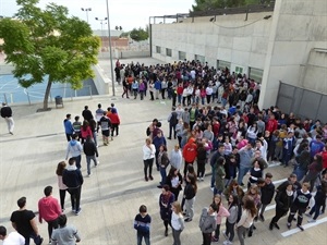 Los alumnos llegando a uno de los puntos de encuentro