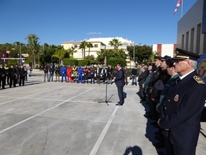 El acto se ha desarrollado en el parking de la Central de la Policía Local