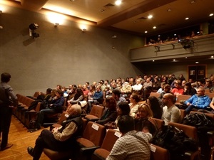 El Teatre Local "El Sindicat" se llenó para este XX aniversario del Club Escrusionista El Tossal