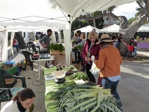 Este MErcat de la Terra se ceelbra cada mes en la ermita de Sant Vicent del Captivador