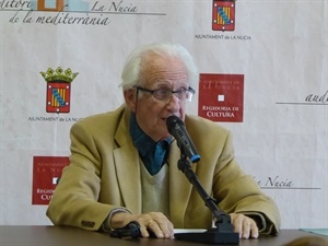 Johan Galtung ha sido nombrado recientemente "Doctor Honoris Causa" por la Universidad Complutense de Madrid