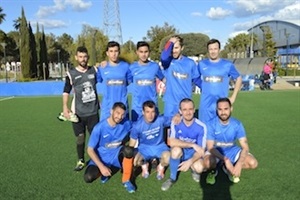 Súper Costablanca sigue líder con paso firme en la XII Liga de Invierno de Fútbol 7 de La Nucía tras su victoria por 3-9 ante Lofer