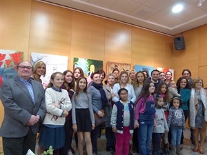 La Escuela de Pintura inauguró la Exposición "Colorín, Colorado, este cuento no ha terminado" en el Centre Juvenil