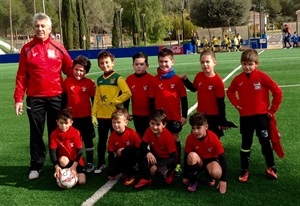 El Prebenjamín "A" 2009 del C.F. La Nucía se impuso con pundonor ante el Foietes Benidorm por 3-2