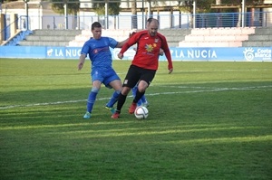 La Nucia CF consiguió una imporante victoria ayer ante el Redován