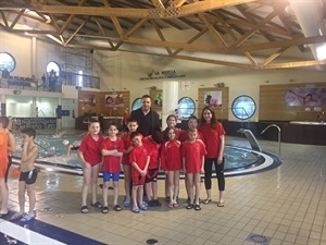 Sergio Villalba, concejal de Deportes, animó al CN Piscina de La Nucía en el "III Festival Prebenjamín de Natación"