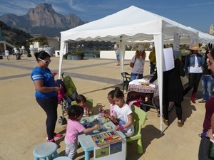 El Mercat de la Terra también contó con un taller de manualidades infantiles