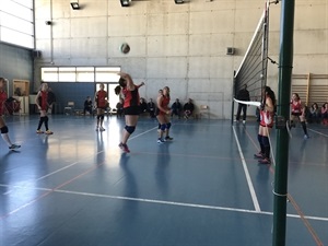 Una de las jugadas del equipo infantil ante el C.D. Biar "B"