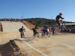 El circtuito de BMX de la Ciutat Esportiva acogió por primera vez un campeonato nacional