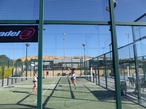 La final Femenina de 2ª Categoría coronó a Sara Burillo y Mª Carmen Palasí