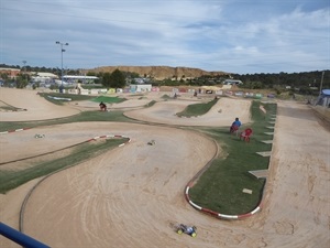 El Circuito de Radio Control de la Ciutat Esportiva acogió la primera prueba del Nacional B