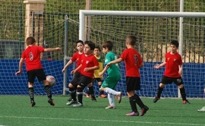 El prebenjamín "A" 2009 consiguió un gran triunfo ante el Foietes