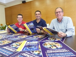 En la presentación de la campaña participaron   Bart Gommans, concejal de Residentes Extranjeros, Pepe Cano, concejal de Participación Ciudadana y Bernabé Cano, alcalde de La Nucía.