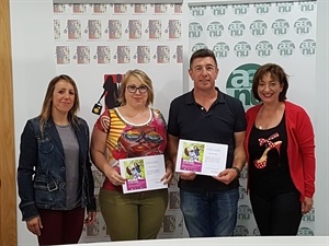 Por último, Manoli Romero recibió su premio por un serivcio realizado en Centro de Estética Babeth