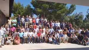 Foto de Familia del encuentro Networking entre JOVEMPA Marina Baixa y AECNU. (Foto cedida por Benidorm Live)