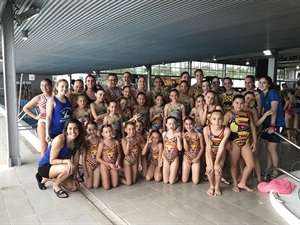 Foto de equipo durante la competición disputada en Castellón