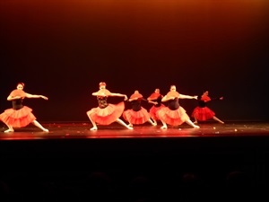 Coreografía dedicada a Esther Galindo