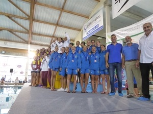 Podium en categoría Comob Libre con el Kallipolis 1º, AD Retiro 2º y Canoe 3º.