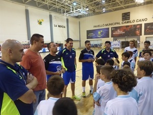 El I Campus de la LNFS contó hoy con la visita de todo un campeón del mundo y Europa como Kike Boned