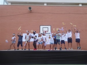 Durante el festival, los alumnos nos mostraron "Sus viajes por el mundo"