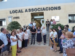 Lina Cano, pta. AECC La Nucía, durante su intervención