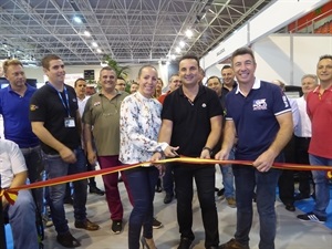 Inauguración de Exponucía este mediodía con Juan A. Montiel. pte. AECNU, Eva Naranjo, concejala de Comercio y Bernabé Cano, alcalde de La Nucía