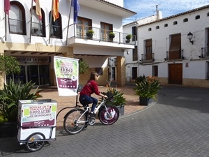 Esta iniciativa tiene como objetivo la concienciación sobre la importancia del Reciclaje de Aparatos Eléctricos y Electrónicos