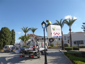 El cambio de farolas en la ermita de Sant Rafel ha acabado esta semana