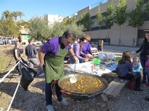 La paella de la penya El Pou ha quedado en segunda posición