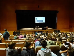 Más de 500 alumnos de secundaria de diferentes centros de la comarca han participado en la actividad