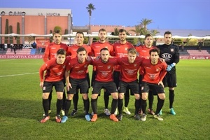 Alineación del C.F. La Nucía ayer ante el At. Levante