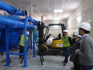 La planta potabilizadora está ubicada en el sótano del almacén municipal