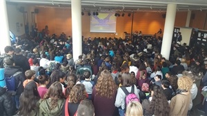 Más de 500 alumnos han abarrotado hoy el Centre Juvenil