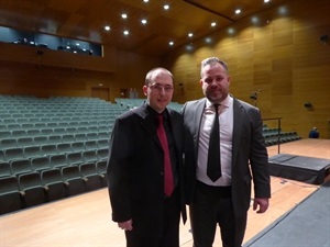 Los dos directores al finalizar el concierto