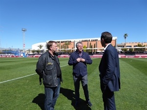 El nuevo técnico debutará este domingo ante el Buñol en el Camilo Cano