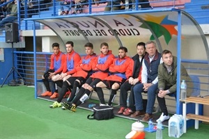 César Ferrando debutó como técnico del C.F. La Nucía en este encuentro