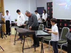 Grupo de percusión de l'Escola de Música de la U.M. La Nucía