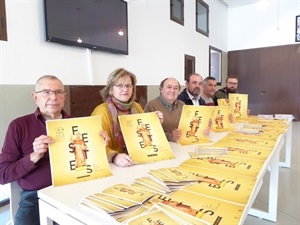 Presentación de les "Festes de Sant Vicent 2018" con Pepe Soler, Associació 2on Centenari de l’Ermita de Sant Vicent, Juanjo González, pte. Majorals 2018, Marisa Cortés, concejala de Fiestas de l’Alfàs, Vicent Ripoll, concejal de Fiestas de Altea, Cristóbal Llorens, concejal de Fiestas de La Nucía y Pedro Lloret, primer teniente alcalde de La Nucía.