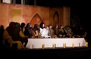 Escena de la Última Cena en la plaça Major de "La Passió"