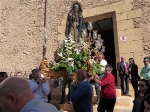 Salida de los pasos para la procesión del Encuentro