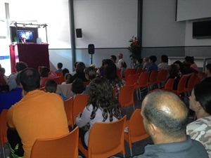 Teatro Infantil esta mañana en el Centro Social de Pinar de Garaita