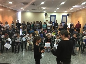 El exitoso taller de Magia en el Centre Juvenil finalizó ayer