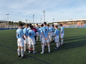 El técnico "citizen" dando las últimas instrucciones